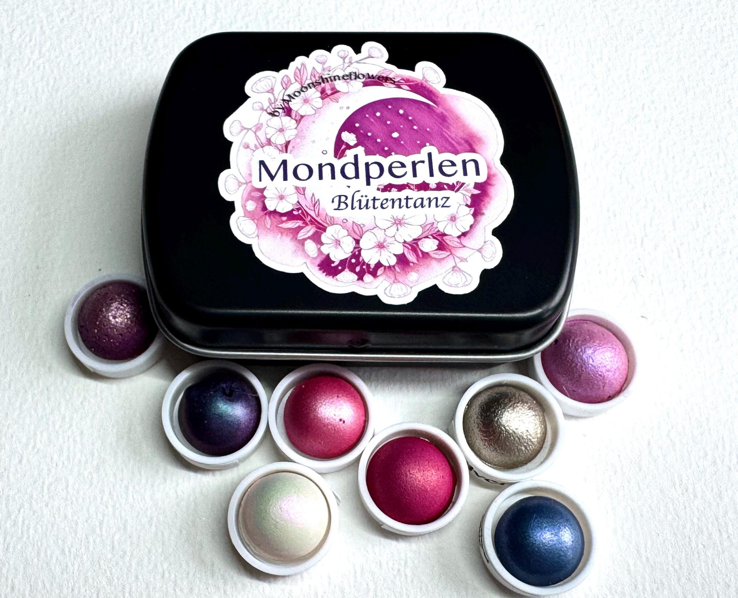 Handgemachte Aquarellfarben „Mondperlen Blütentanz“ magnetisch, Glitzer, runde Näpfchen 0,5 ml, 8 Farben – Bild 3